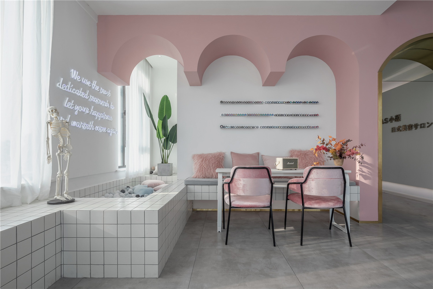 長寧區(qū)120平美容店辦公室裝修設計-第4張圖片-上海古都建筑設計集團