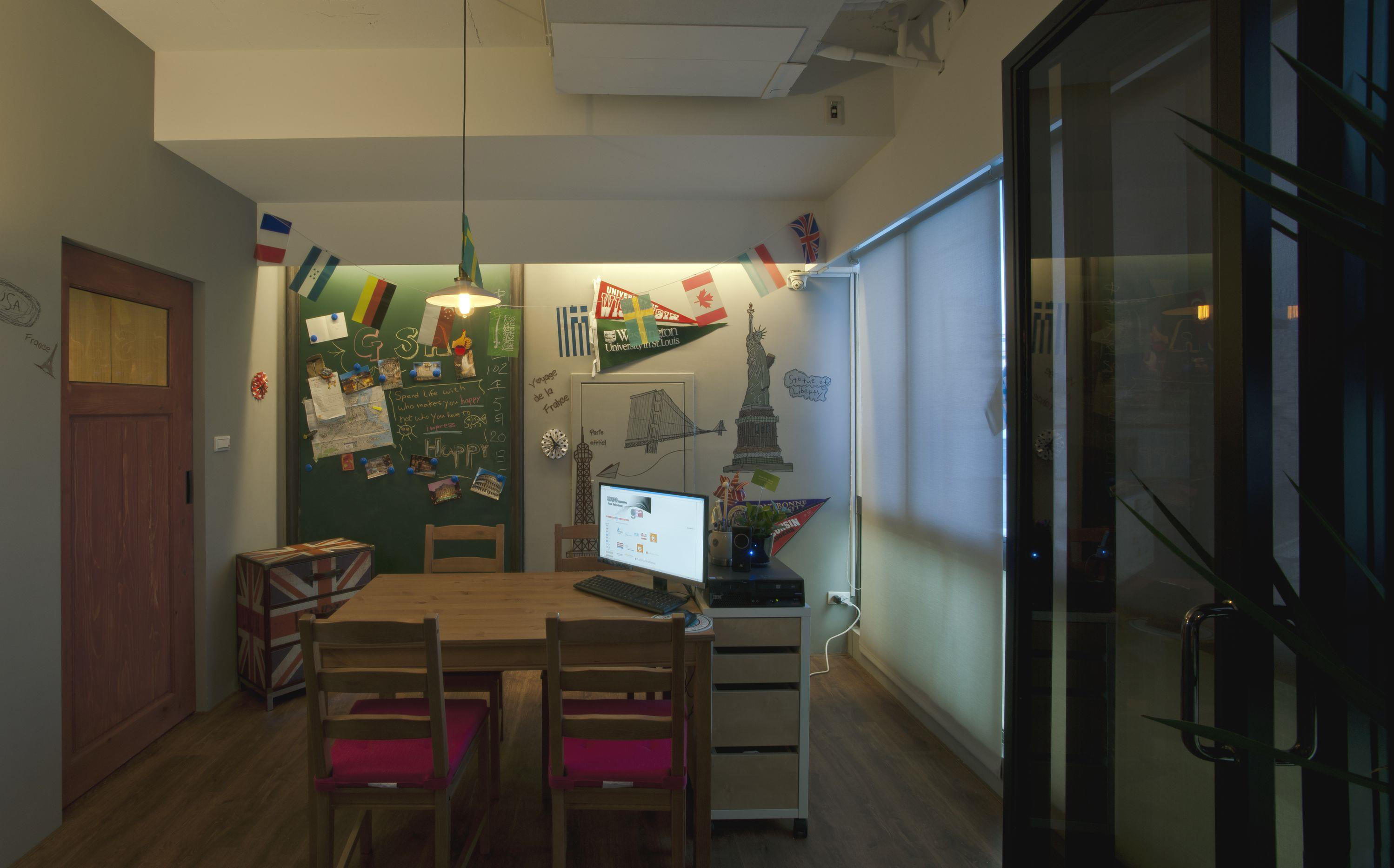 徐匯區(qū)復(fù)古圖書(shū)室裝修設(shè)計(jì)-第5張圖片-上海古都建筑設(shè)計(jì)集團(tuán) 徐匯區(qū)復(fù)古圖書(shū)室裝修設(shè)計(jì)-第5張圖片-上海古都建筑設(shè)計(jì)集團(tuán)