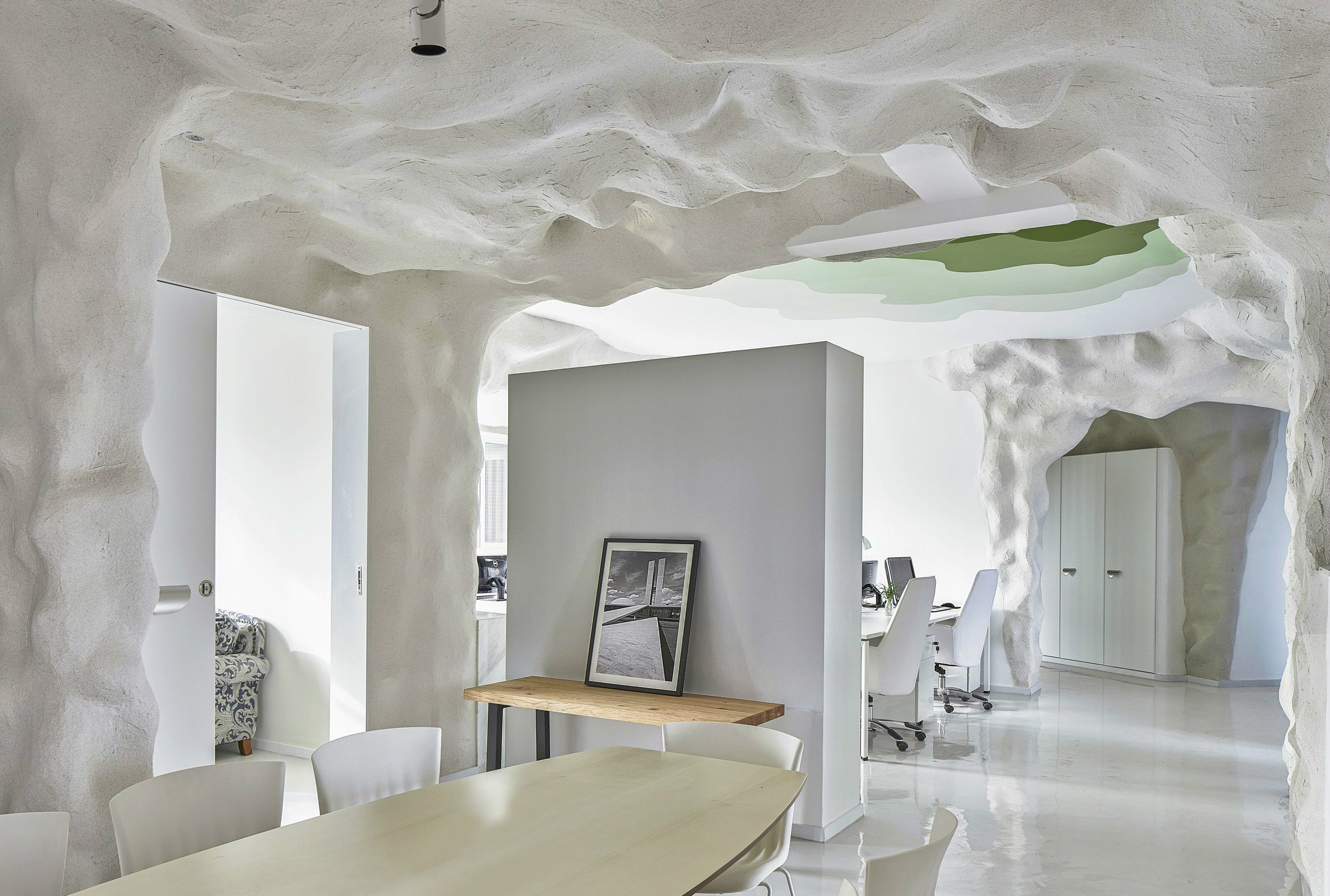 上海山洞風格辦公室裝修設(shè)計效果圖-第8張圖片-上海古都建筑設(shè)計集團