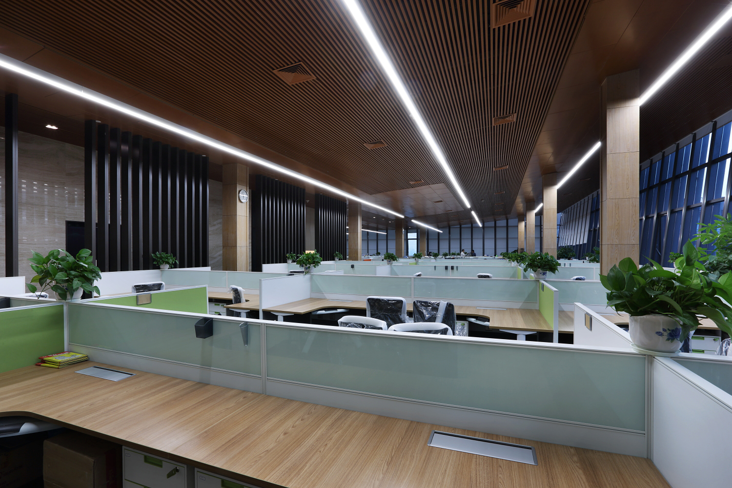 金山區(qū)300平物業(yè)公司辦公室裝修設(shè)計(jì)-第11張圖片-上海古都建筑設(shè)計(jì)集團(tuán) 金山區(qū)300平物業(yè)公司辦公室裝修設(shè)計(jì)-第11張圖片-上海古都建筑設(shè)計(jì)集團(tuán)