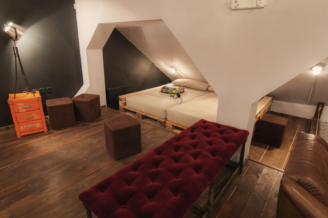 浦東新區(qū)120平工業(yè)風(fēng)咖啡廳裝修設(shè)計-第16張圖片-上海古都建筑設(shè)計集團