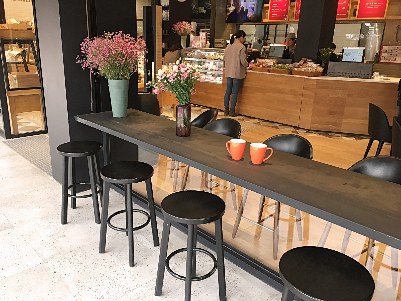 黃浦區(qū)120平蛋糕店裝修設計-第3張圖片-上海古都建筑設計集團