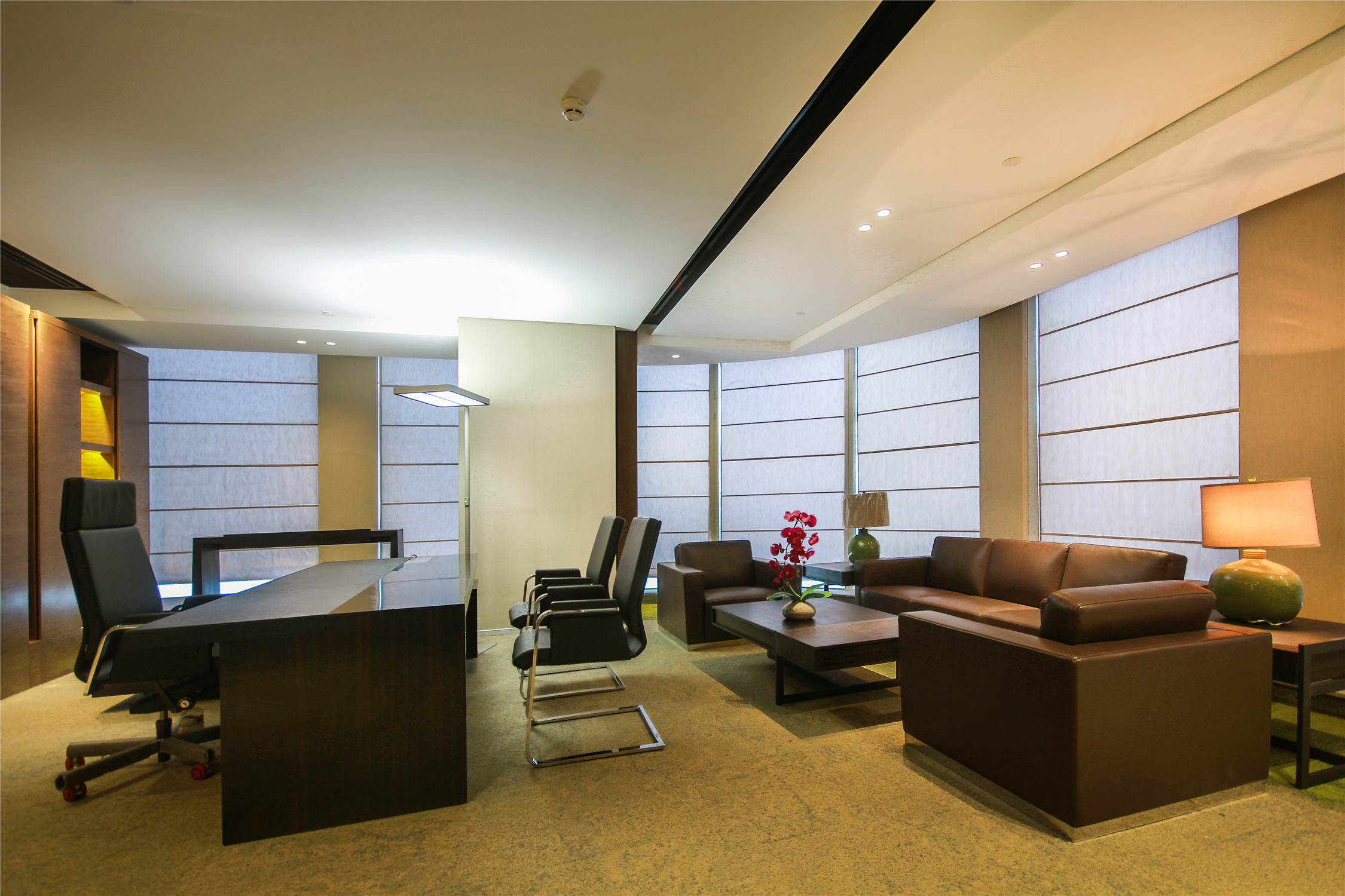 嘉定區(qū)現(xiàn)代簡約辦公室裝修設(shè)計-第4張圖片-上海古都建筑設(shè)計集團(tuán)