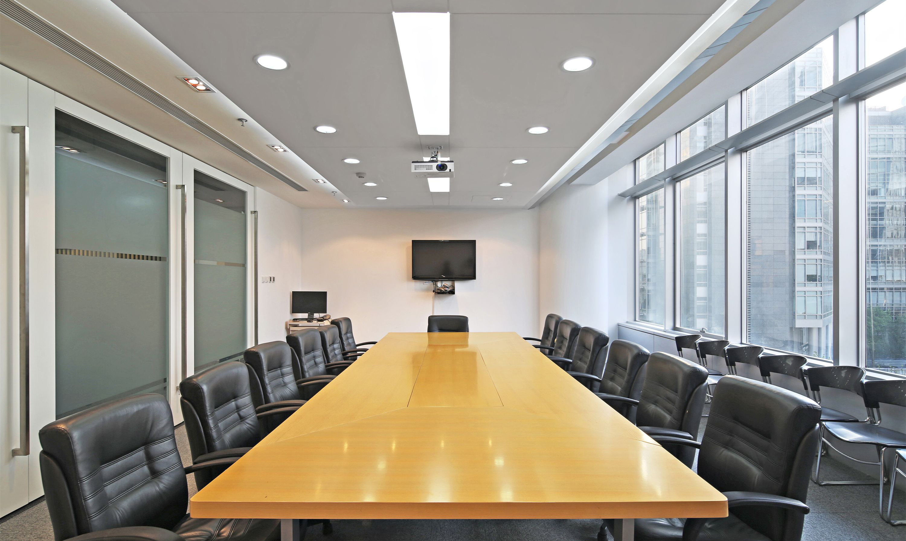 大型工業(yè)風(fēng)辦公室裝修設(shè)計(jì)-第3張圖片-上海古都建筑設(shè)計(jì)集團(tuán) 大型工業(yè)風(fēng)辦公室裝修設(shè)計(jì)-第3張圖片-上海古都建筑設(shè)計(jì)集團(tuán)