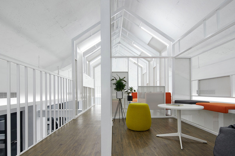 上海楊浦辦公室裝修660平米空間辦公室效果-第2張圖片-上海古都建筑設(shè)計(jì)集團(tuán) 上海楊浦辦公室裝修660平米空間辦公室效果-第2張圖片-上海古都建筑設(shè)計(jì)集團(tuán)