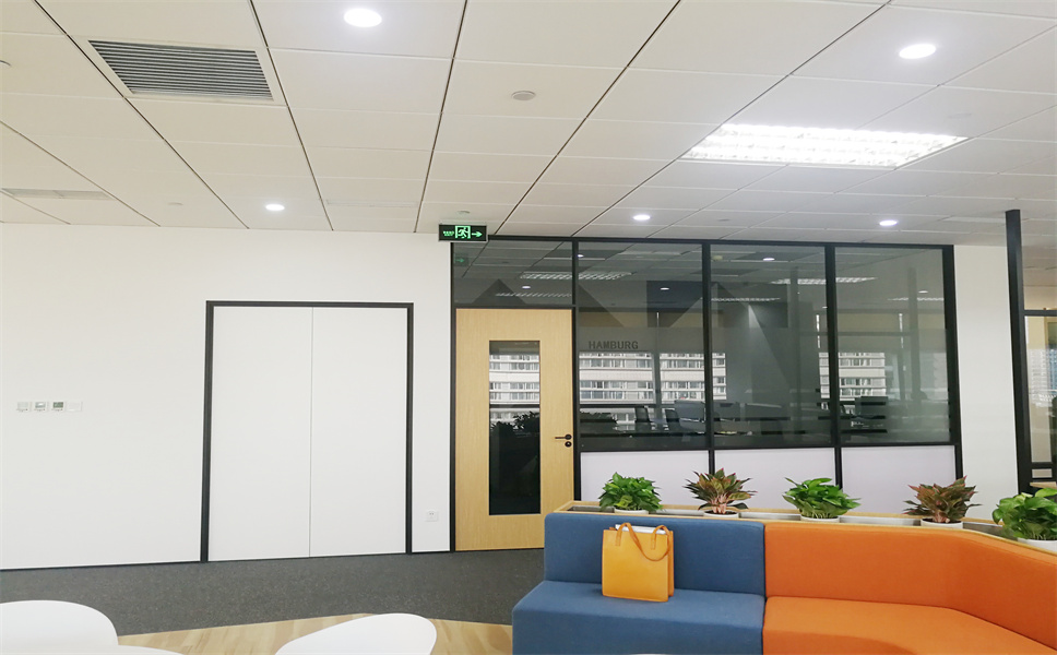 1500平米外資物流公司辦公室裝修案例圖片-第2張圖片-上海古都建筑設(shè)計(jì)集團(tuán) 1500平米外資物流公司辦公室裝修案例圖片-第2張圖片-上海古都建筑設(shè)計(jì)集團(tuán)